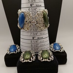 Sarah Coventry 'Carousel' '60s MCM Bracelet And 2 Pr. Clip Earring Vintage Set